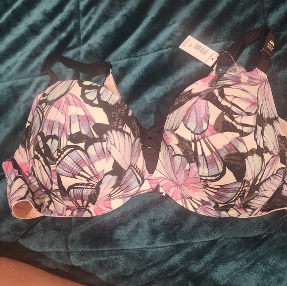 Torrid Bra and matching lingerie - Picture 6 of 8
